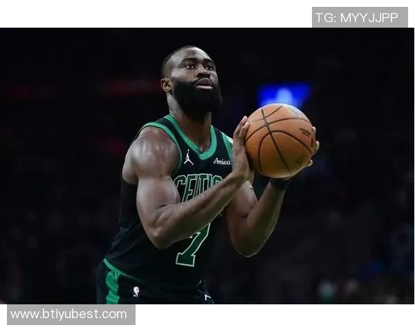 杰伦布朗谈科塔成长之路强调挡拆练习的重要性与学习过程 杰伦布朗谈科塔成长之路强调挡拆练习的重要性与学习过程