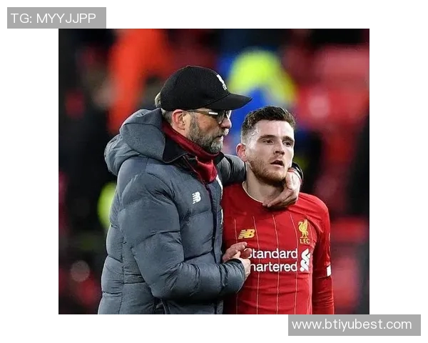 利物浦足球俱乐部在深圳开设新店名宿麦克马纳曼亲临助阵庆祝活动 利物浦足球俱乐部在深圳开设新店名宿麦克马纳曼亲临助阵庆祝活动